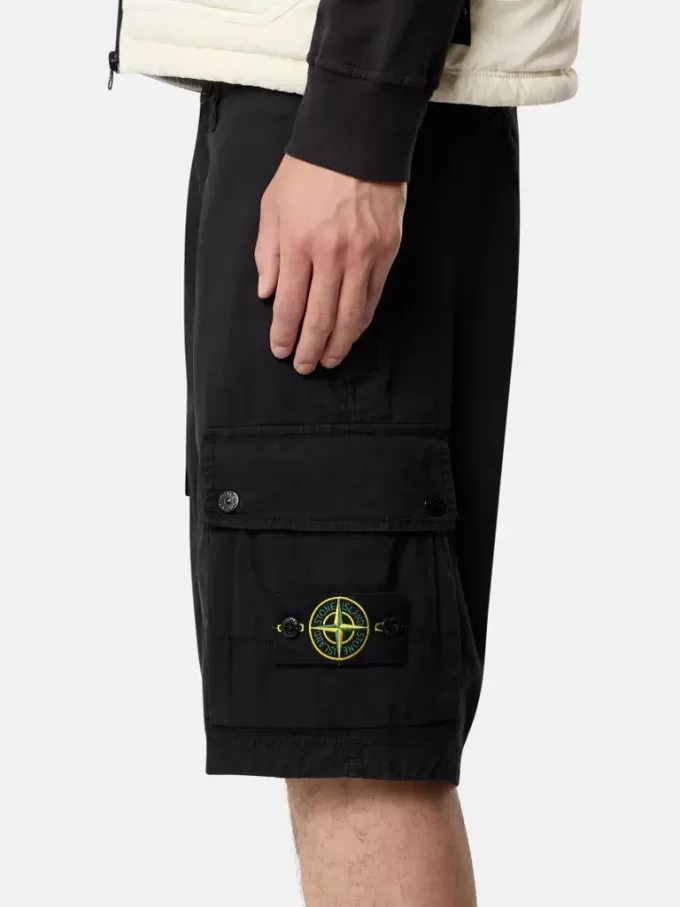 Bermuda slim avec poches zippées Bermuda slim avec poches zippées
