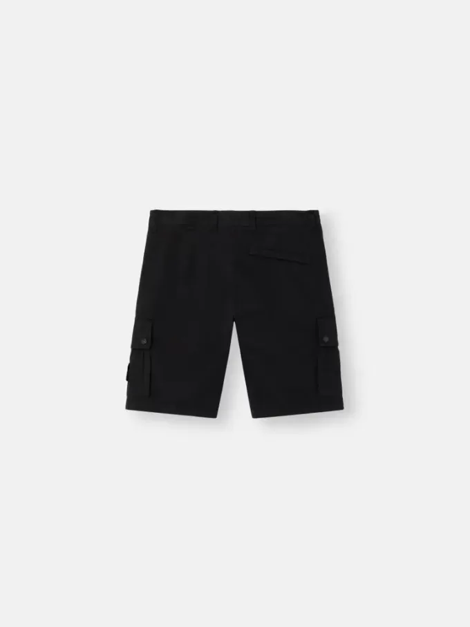 Bermuda slim avec poches zippées Bermuda slim avec poches zippées