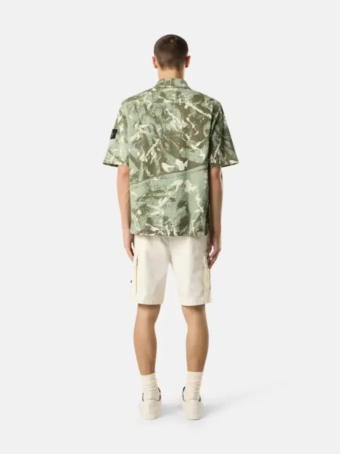 Chemise à manches courtes confortable avec boutons Chemise à manches courtes confortable avec boutons