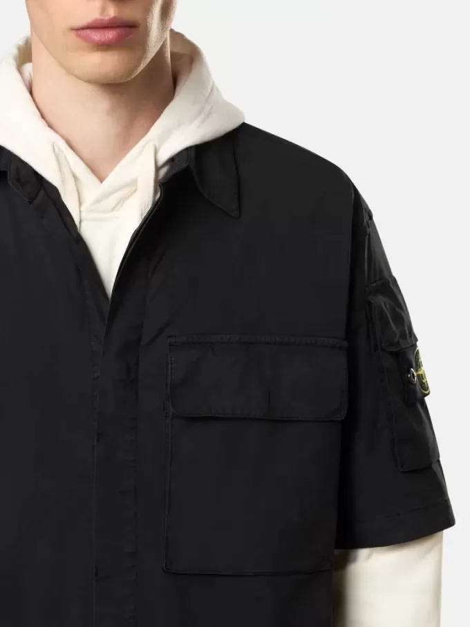Chemise à manches courtes confortable avec poches poitrine et manches Chemise à manches courtes confortable avec poches poitrine et manches