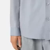 Chemise à manches longues confortable avec poche poitrine boutonnée Chemise à manches longues confortable avec poche poitrine boutonnée
