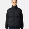 Gilet avec finition déperlante et poches à boutons-pression Gilet avec finition déperlante et poches à boutons-pression