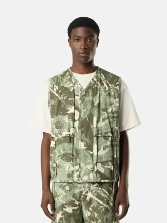 Gilet avec imprimé camouflage et doublure en coton ripstop. Gilet avec imprimé camouflage et doublure en coton ripstop.