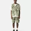 Gilet avec imprimé camouflage et doublure en coton ripstop. Gilet avec imprimé camouflage et doublure en coton ripstop.