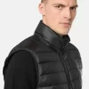 Gilet léger à fermeture éclair avec traitement anti-chute Gilet léger à fermeture éclair avec traitement anti-chute