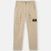 Pantalon cargo coupe classique avec poches à boutons-pression et zippées Pantalon cargo coupe classique avec poches à boutons-pression et zippées