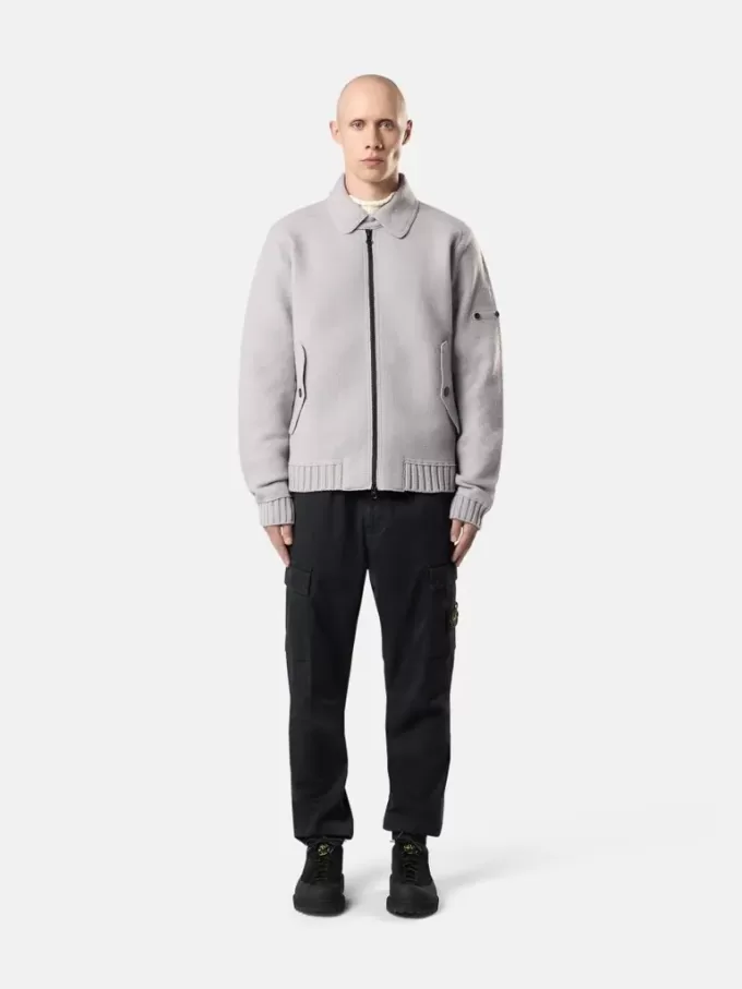 Pantalon cargo coupe regular-tapered avec taille élastiquée Pantalon cargo coupe regular-tapered avec taille élastiquée