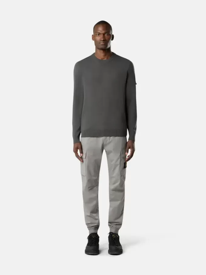 Pantalon cargo coupe regular-tapered avec taille élastiquée Pantalon cargo coupe regular-tapered avec taille élastiquée
