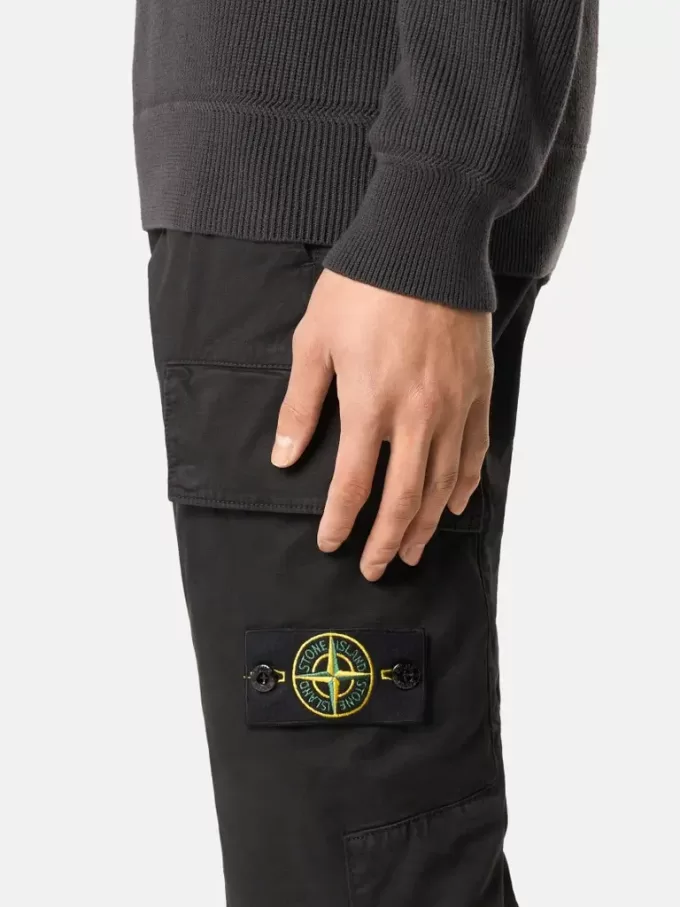 Pantalon cargo skinny avec poches à boutons-pression Pantalon cargo skinny avec poches à boutons-pression