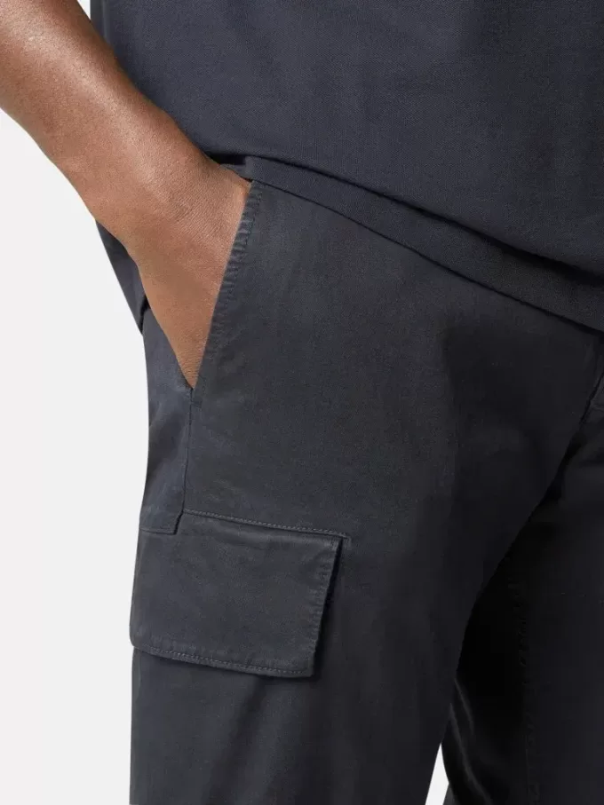 Pantalon cargo skinny avec poches à boutons-pression Pantalon cargo skinny avec poches à boutons-pression