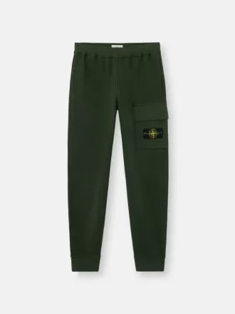 Pantalon de survêtement coupe classique avec poche à soufflet sur la jambe. Pantalon de survêtement coupe classique avec poche à soufflet sur la jambe.