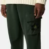 Pantalon de survêtement coupe classique avec poche à soufflet sur la jambe. Pantalon de survêtement coupe classique avec poche à soufflet sur la jambe.