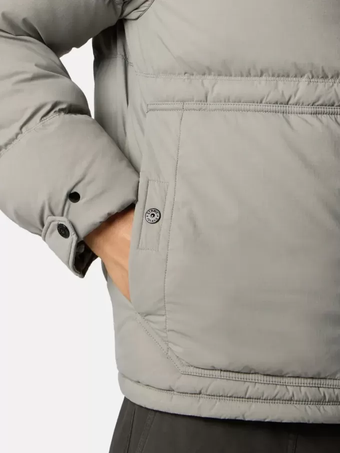 Parka en duvet imperméable avec poches à boutons-pression Parka en duvet imperméable avec poches à boutons-pression
