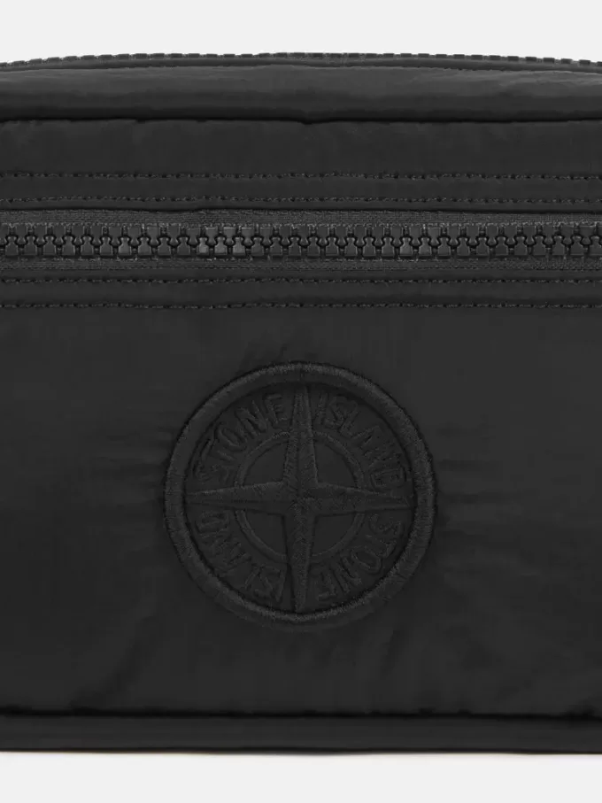 Pochette rembourrée à fermeture éclair avec poches et sangle