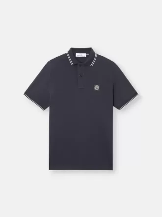 Polo à manches courtes slim fit avec détails rayés Polo à manches courtes slim fit avec détails rayés