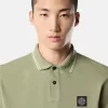 Polo à manches courtes slim fit avec détails rayés Polo à manches courtes slim fit avec détails rayés