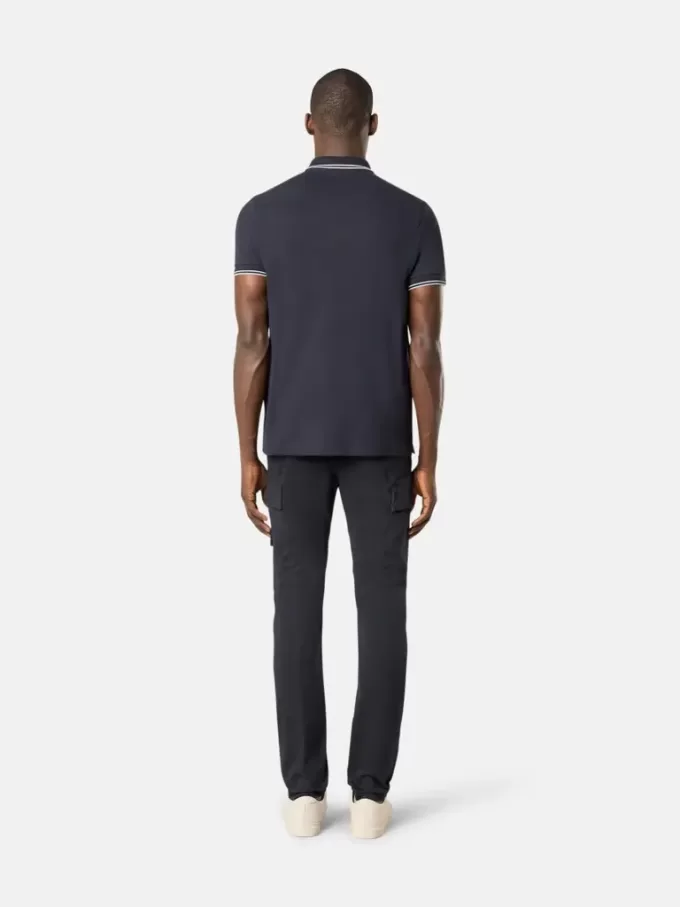Polo à manches courtes slim fit avec détails rayés Polo à manches courtes slim fit avec détails rayés
