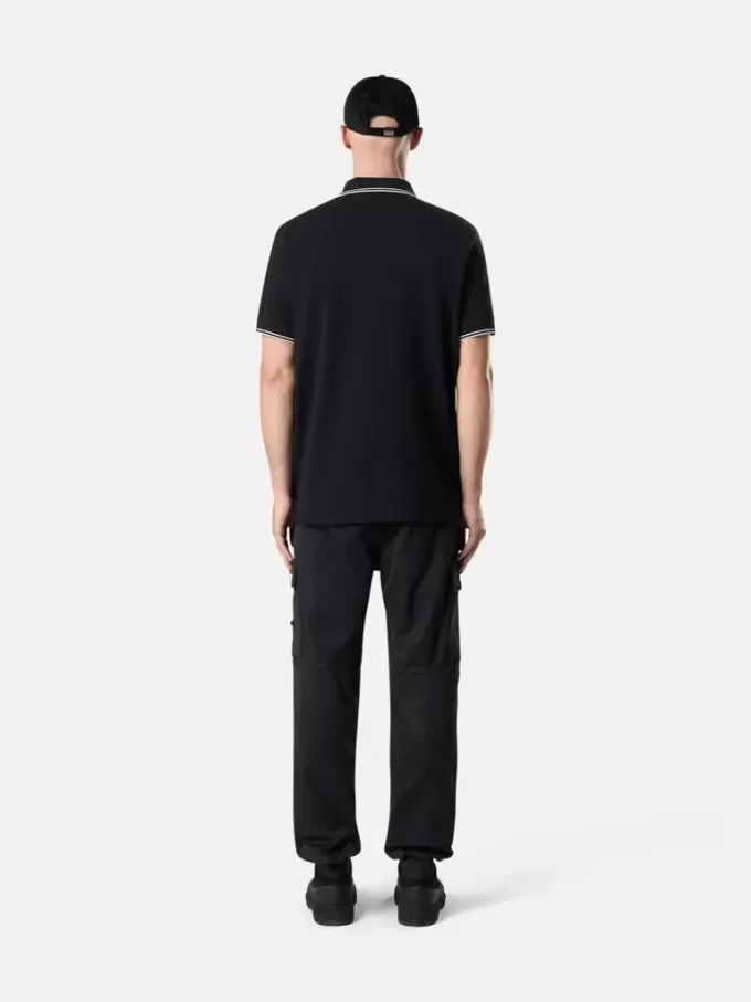 Polo à manches courtes slim fit avec détails rayés Polo à manches courtes slim fit avec détails rayés