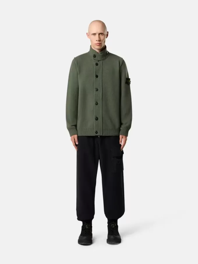 Pull boutonné avec bords en feutre Pull boutonné avec bords en feutre