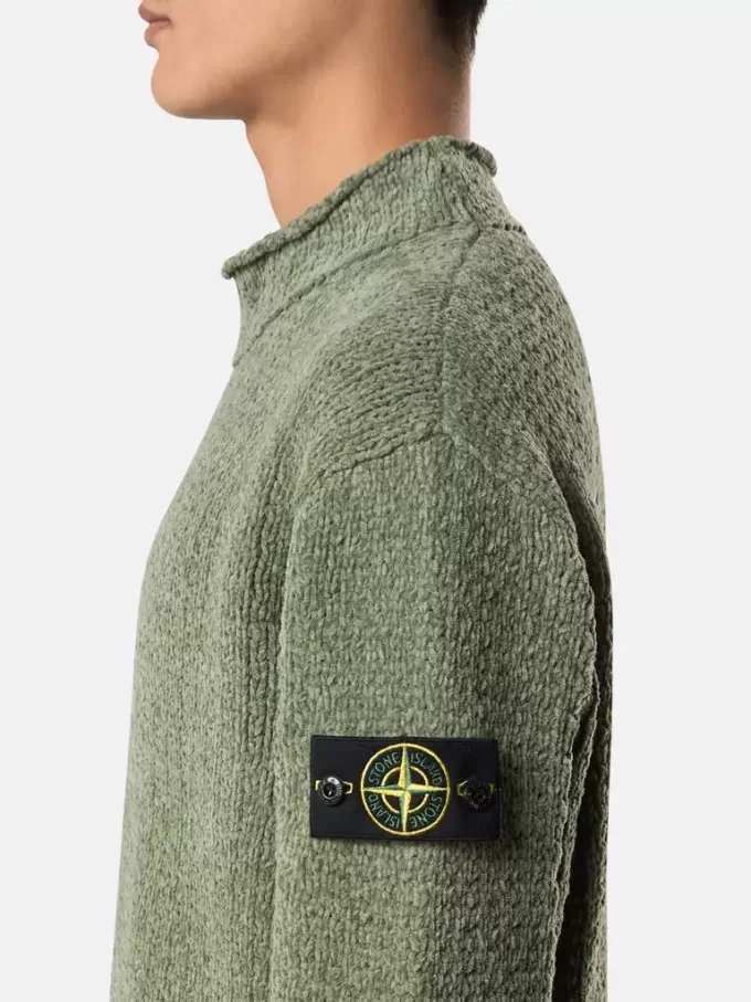 Pull à col montant avec détails de coutures inversées