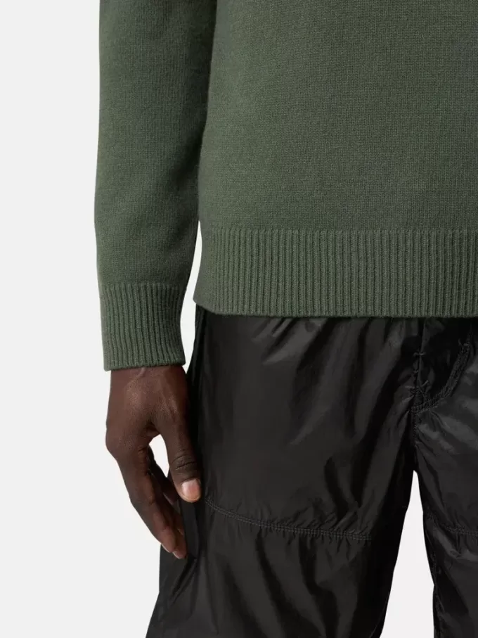 Pull à col rond avec détails en maille inversée