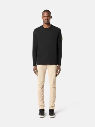 Pull à col rond avec petits détails roulés