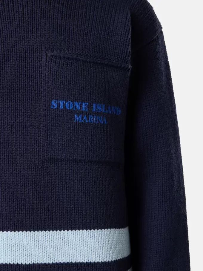 Pull à col rond avec poche poitrine et imprimé