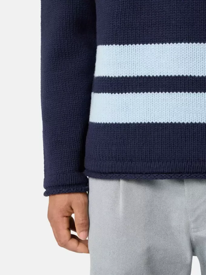 Pull à col rond avec poche poitrine et imprimé