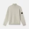Pull à col roulé avec bords-côtes