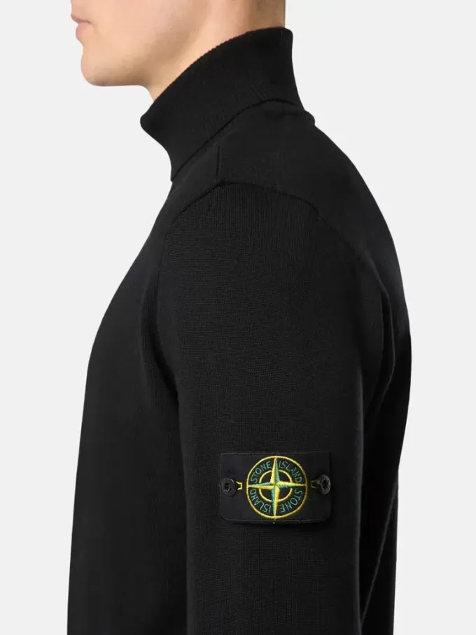 Pull à col roulé avec bords-côtes