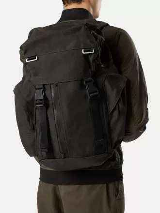 Sac à dos avec multiples poches et bretelles rembourrées Sac à dos avec multiples poches et bretelles rembourrées