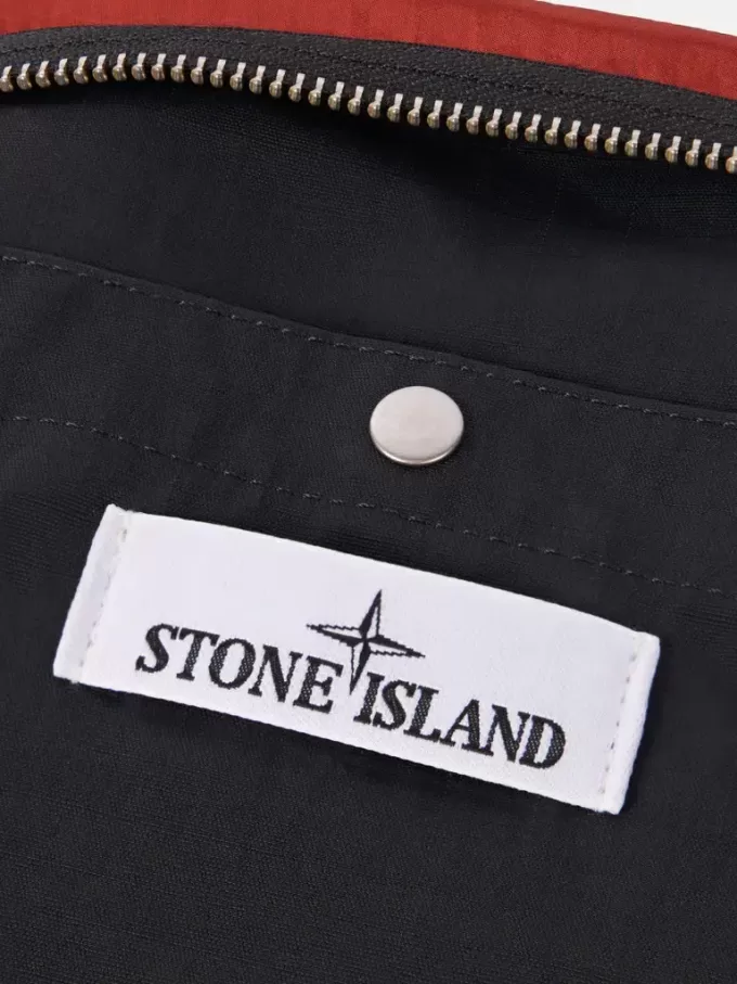 Sac pochette avec poche avant et doublure ripstop