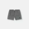 Short de bain slim fit avec poches et doublure en maille Short de bain slim fit avec poches et doublure en maille