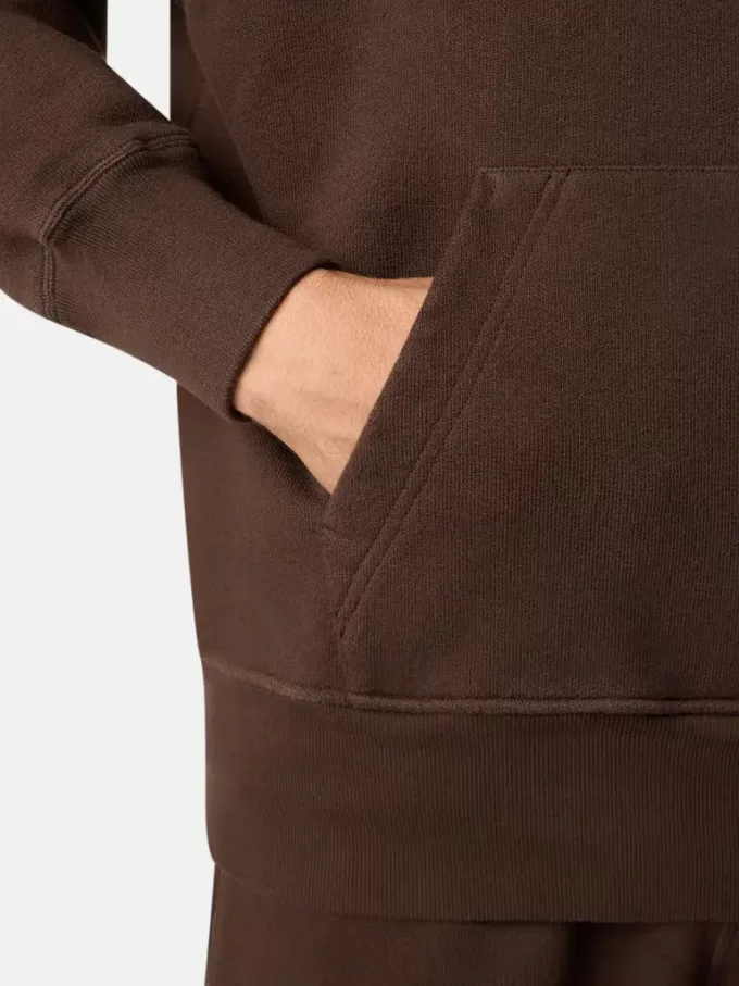 Sweat-shirt à capuche oversize avec poche kangourou. Sweat-shirt à capuche oversize avec poche kangourou.