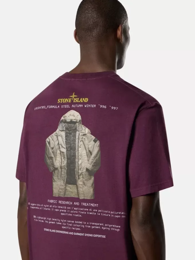 T-shirt à manches courtes et coupe classique avec imprimé saisonnier « Archivio » T-shirt à manches courtes et coupe classique avec imprimé saisonnier « Archivio »