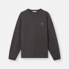 T-shirt à manches longues et coupe classique avec patch Compass ton sur ton T-shirt à manches longues et coupe classique avec patch Compass ton sur ton