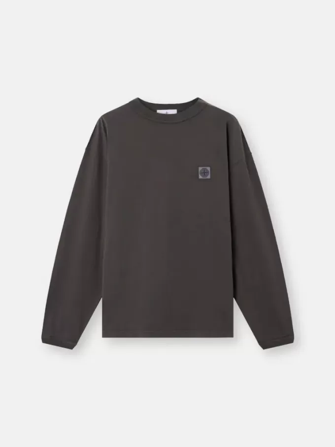 T-shirt à manches longues et coupe classique avec patch Compass ton sur ton T-shirt à manches longues et coupe classique avec patch Compass ton sur ton