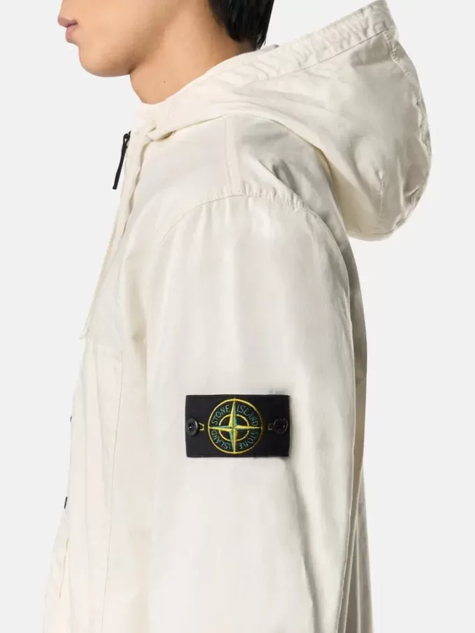 Veste à capuche avec poches poitrine et anti-chute Veste à capuche avec poches poitrine et anti-chute