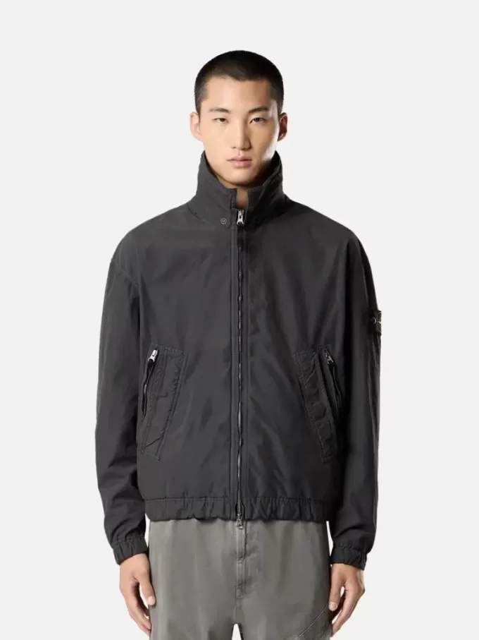 Veste chemise avec anti-chute et capuche dissimulée Veste chemise avec anti-chute et capuche dissimulée