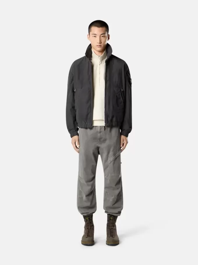 Veste chemise avec anti-chute et capuche dissimulée Veste chemise avec anti-chute et capuche dissimulée