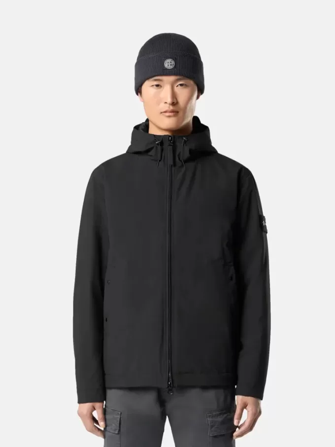 Veste matelassée avec membrane imperméable et coupe-vent Veste matelassée avec membrane imperméable et coupe-vent