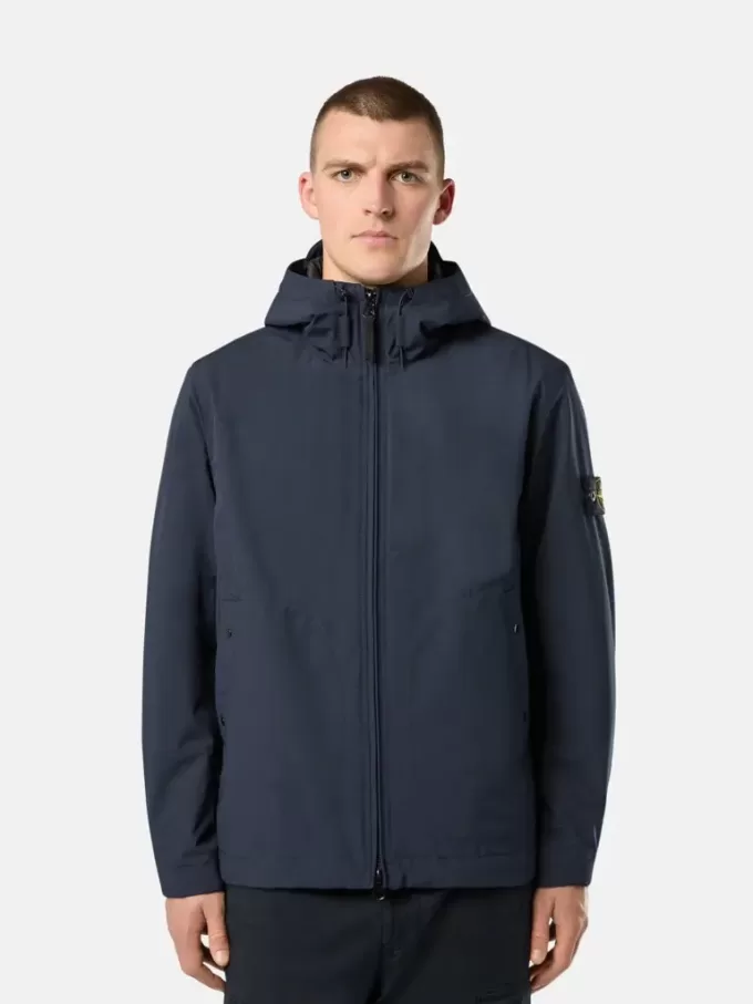 Veste matelassée avec membrane imperméable et coupe-vent Veste matelassée avec membrane imperméable et coupe-vent