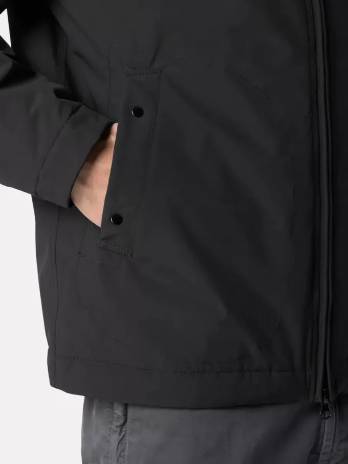 Veste matelassée avec membrane imperméable et coupe-vent Veste matelassée avec membrane imperméable et coupe-vent