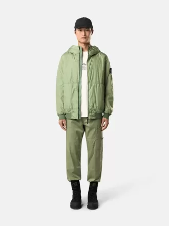 Veste matelassée avec traitement anti-chute et résistance au vent Veste matelassée avec traitement anti-chute et résistance au vent