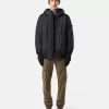 Veste matelassée avec traitement anti-chute et résistance au vent Veste matelassée avec traitement anti-chute et résistance au vent